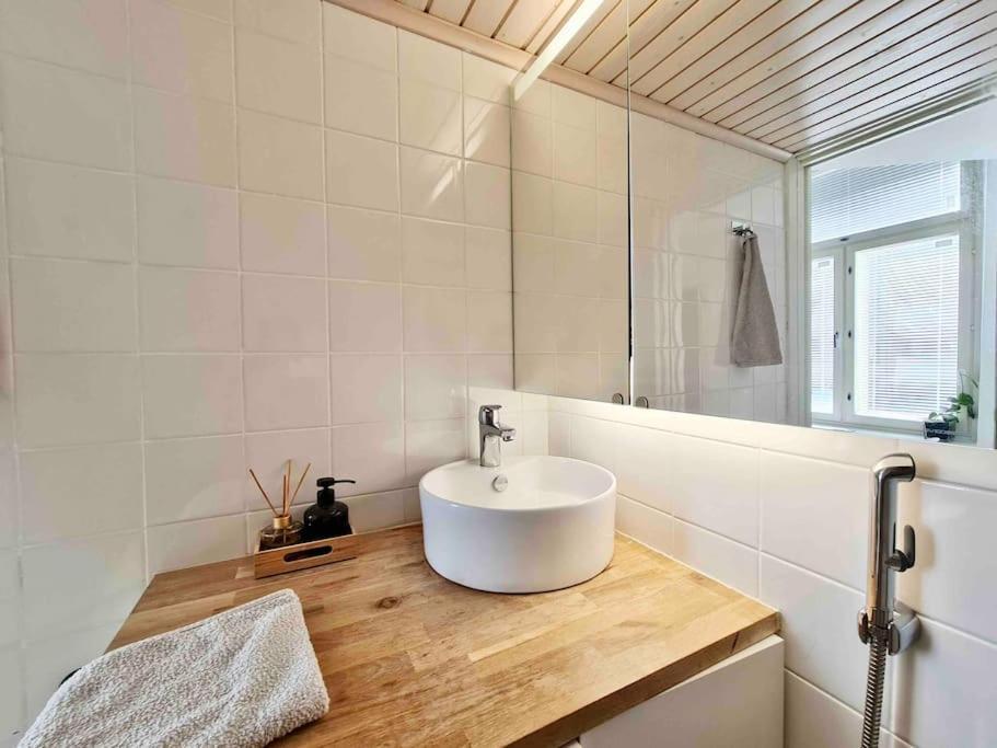 Stylish Studio In Downtown Helsingfors Eksteriør bilde